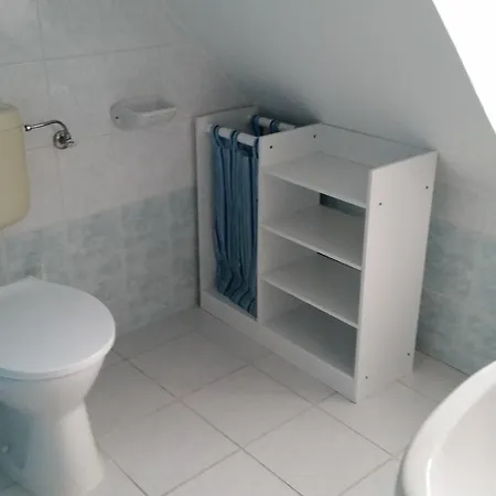 Bed & Breakfast Engiro Panzio Keszthely